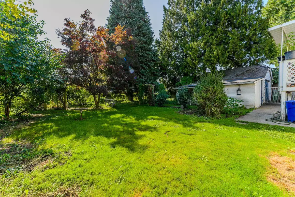 Neighborhood Park Photo Near 46220 Maple Avenue, Chilliwack, BC