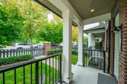3 3500 Burke Village Promenade, Coquitlam, BC, Coquitlam — Townhouse for sale