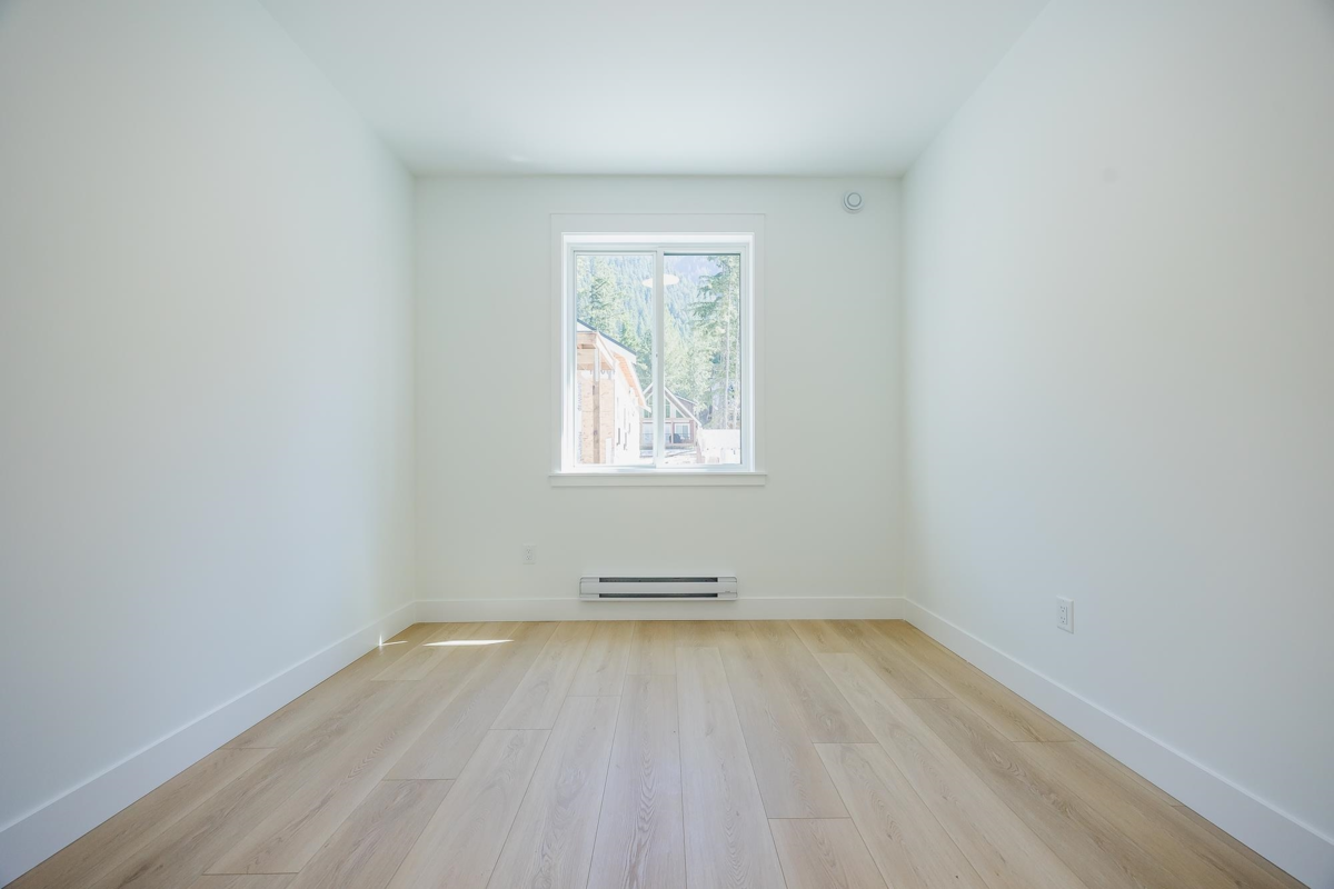 Hallway Photo of HG 188 71346 Grove Place, Sunshine Valley, BC