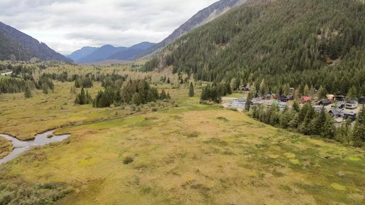 Staircase Photo of HG 188 71346 Grove Place, Sunshine Valley, BC