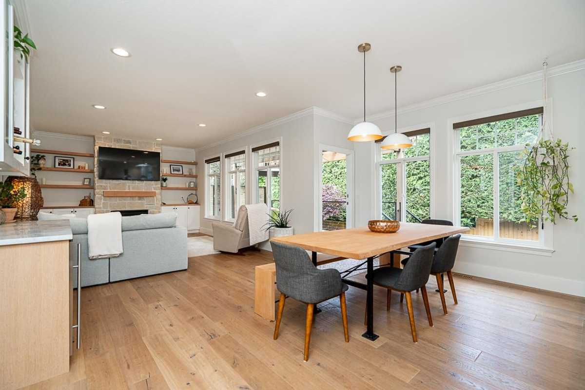 Living Room Photo of 15535 36b Avenue, Surrey, BC