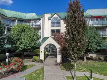402 2964 Trethewey Street, Abbotsford, BC, Abbotsford — Apartment/Condo for sale