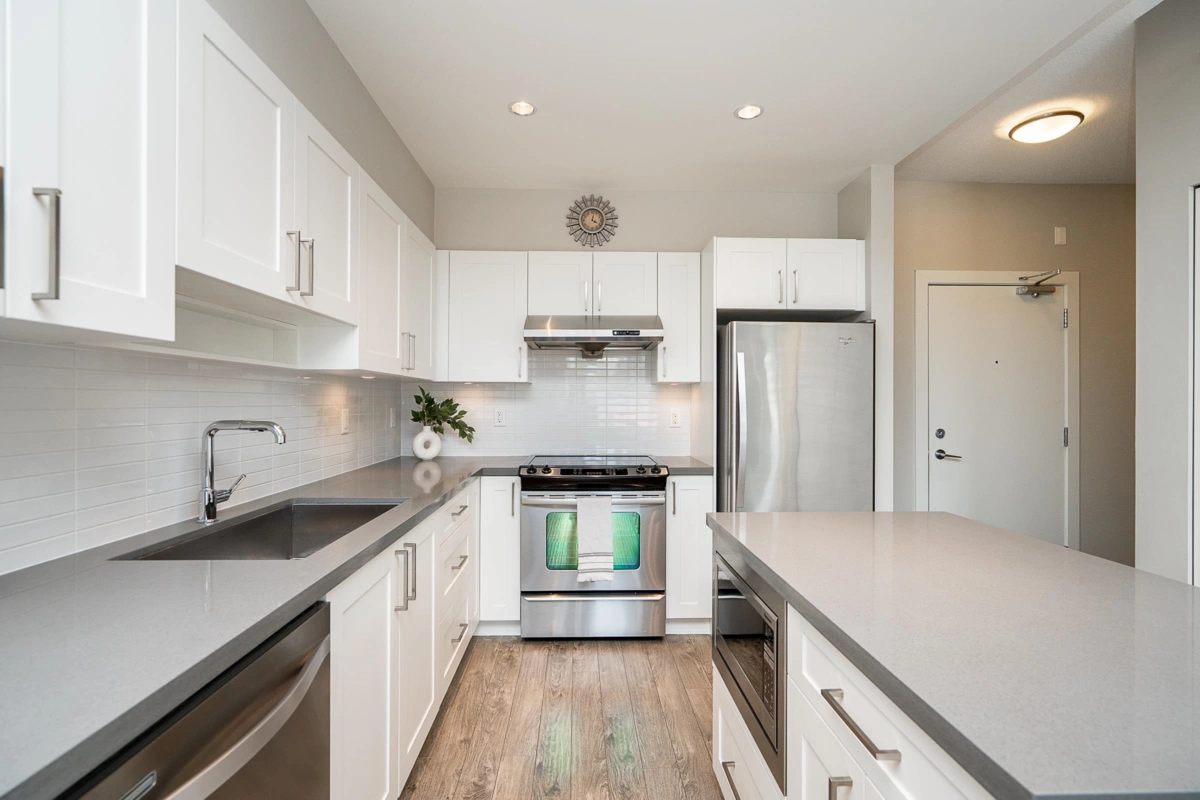 Family Room Photo of 2410 963 Charland Avenue, Coquitlam, BC