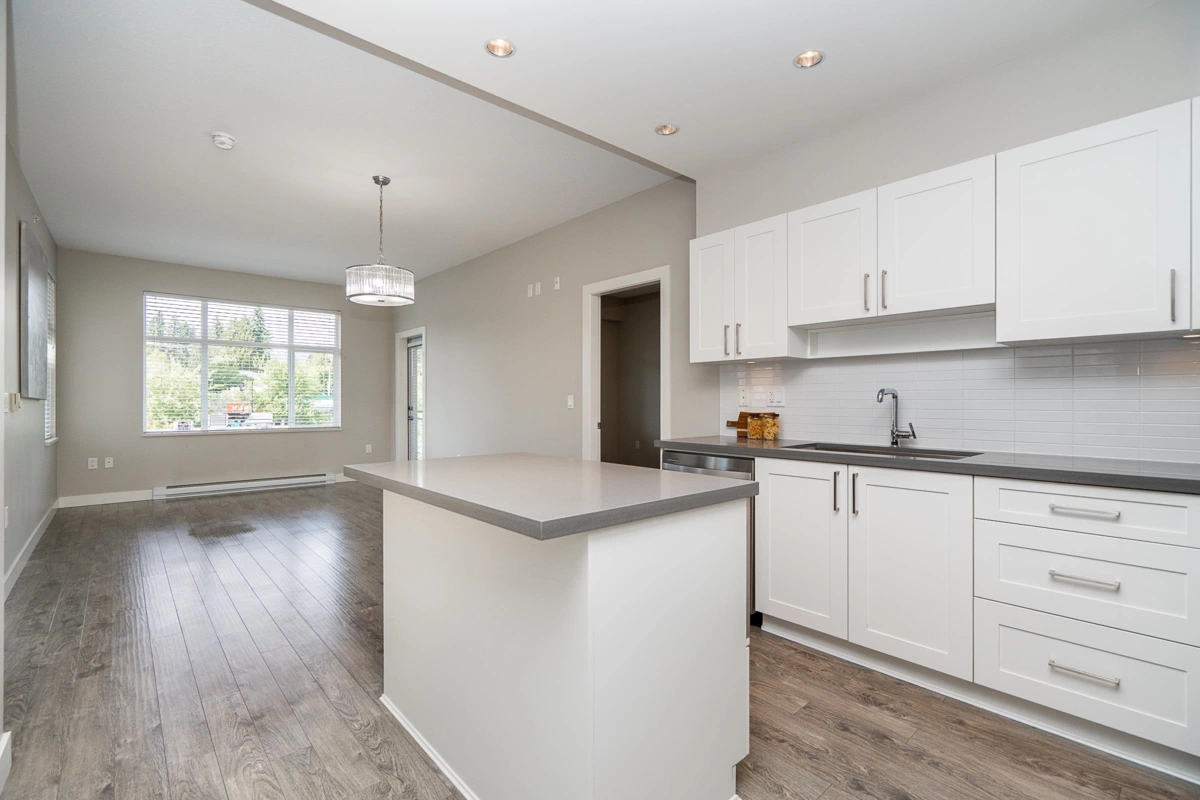 Kitchen Photo of 2410 963 Charland Avenue, Coquitlam, BC