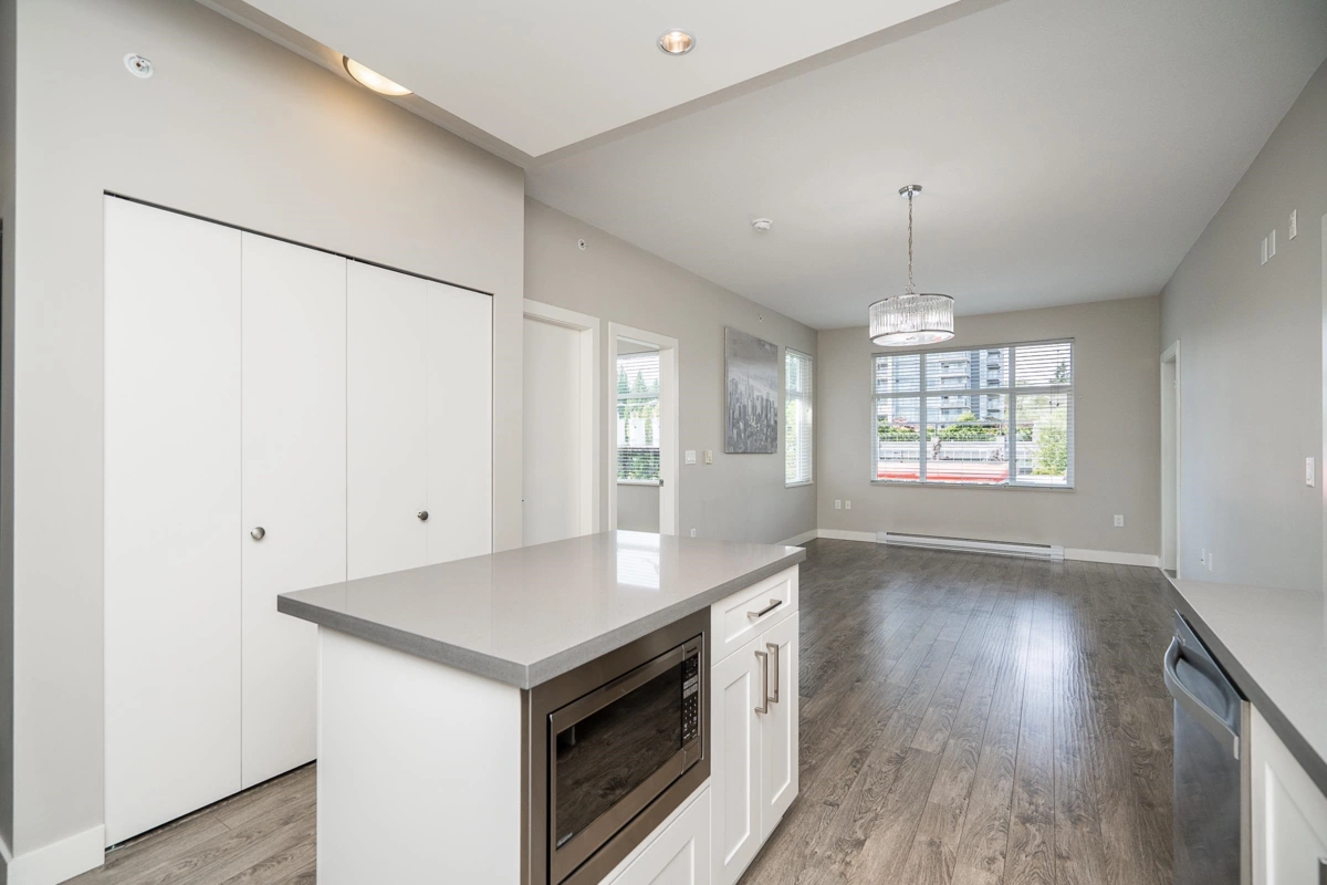 Living Room Photo of 2410 963 Charland Avenue, Coquitlam, BC
