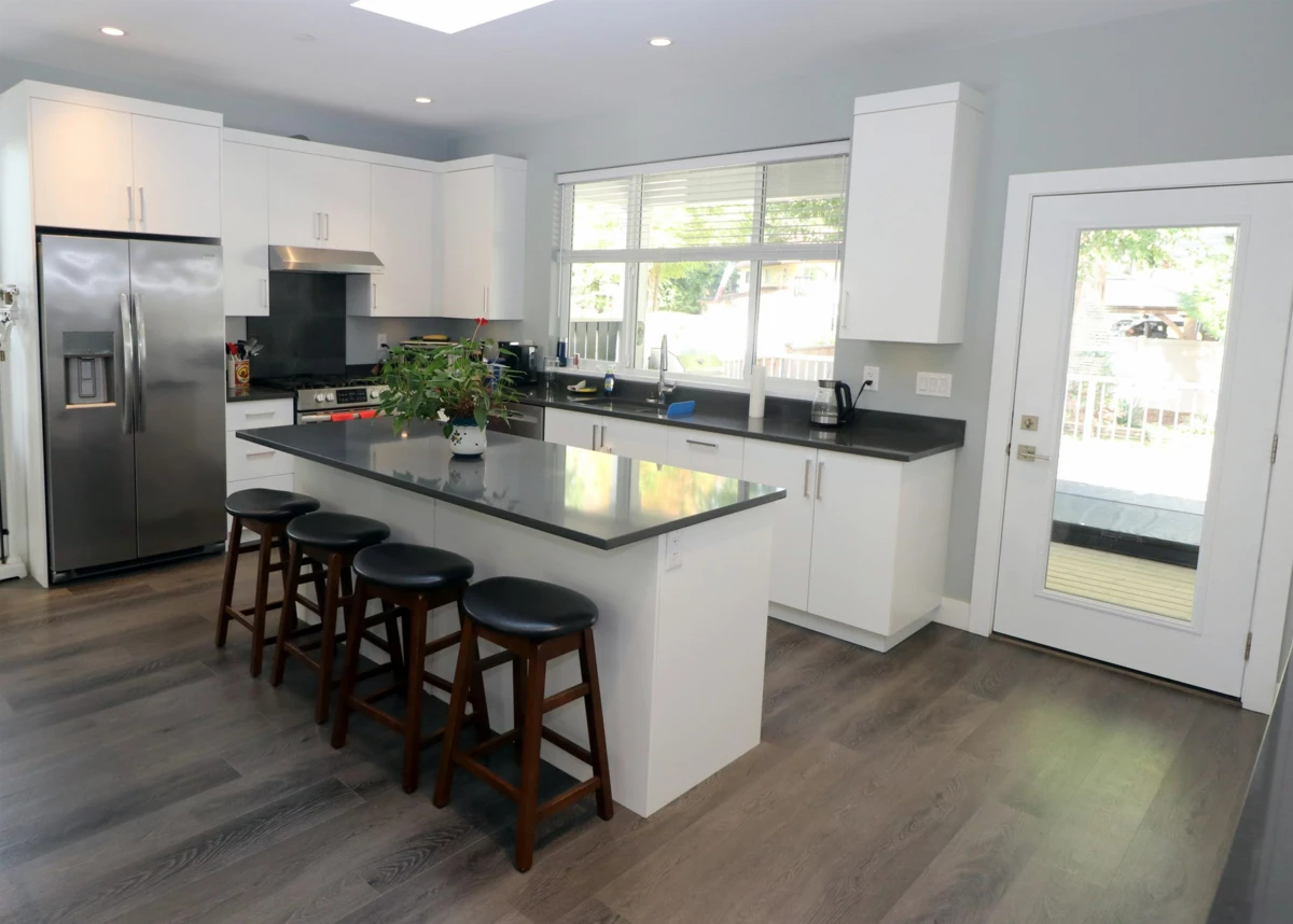 Living Room Photo of 2705 Davies Avenue, Port Coquitlam, BC