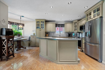 45605 Worthington Place, Chilliwack, BC, Chilliwack — Single Family Residence for sale