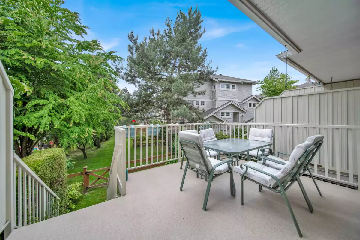 Breakfast Nook Photo of 7 14952 58 Avenue, Surrey, BC