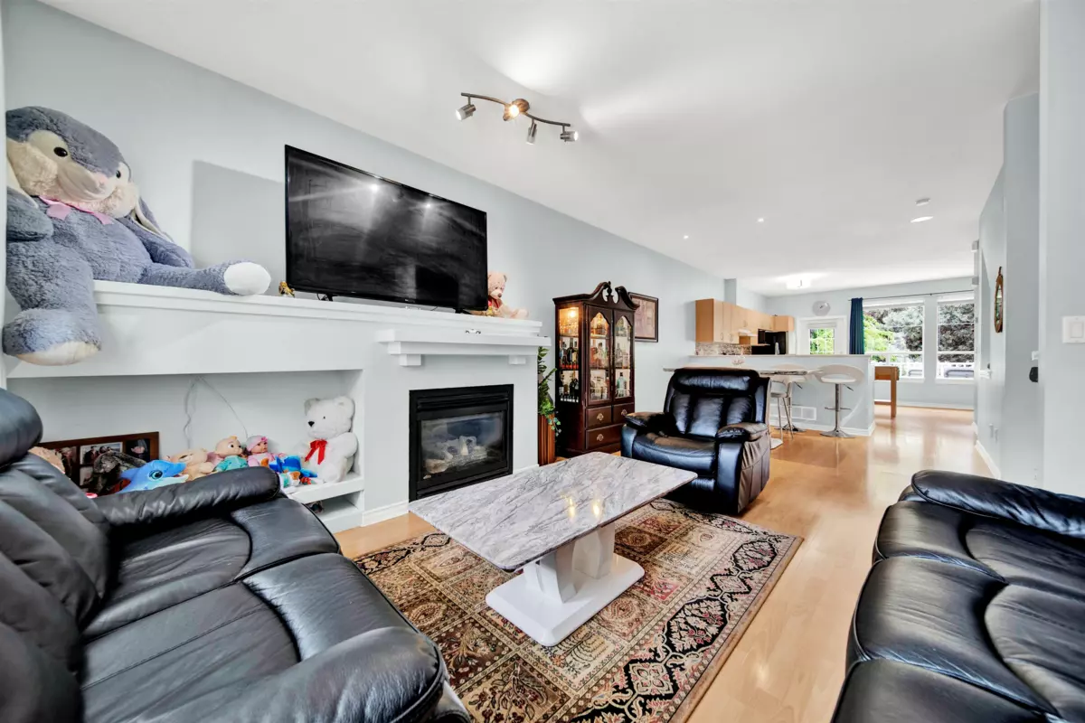 Powder Room Photo of 7 14952 58 Avenue, Surrey, BC