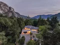 38243 Vista Crescent, Squamish, BC
