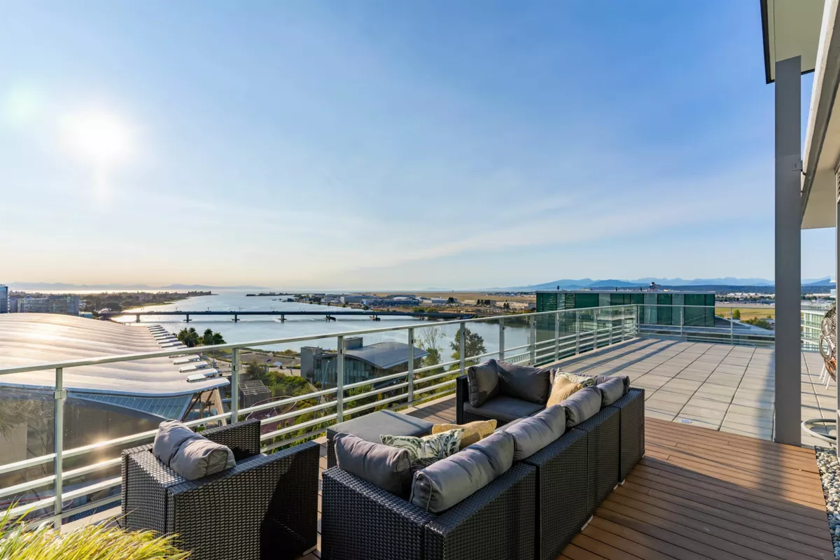 Laundry Room Photo of 1205 6622 Pearson Way, Richmond, BC