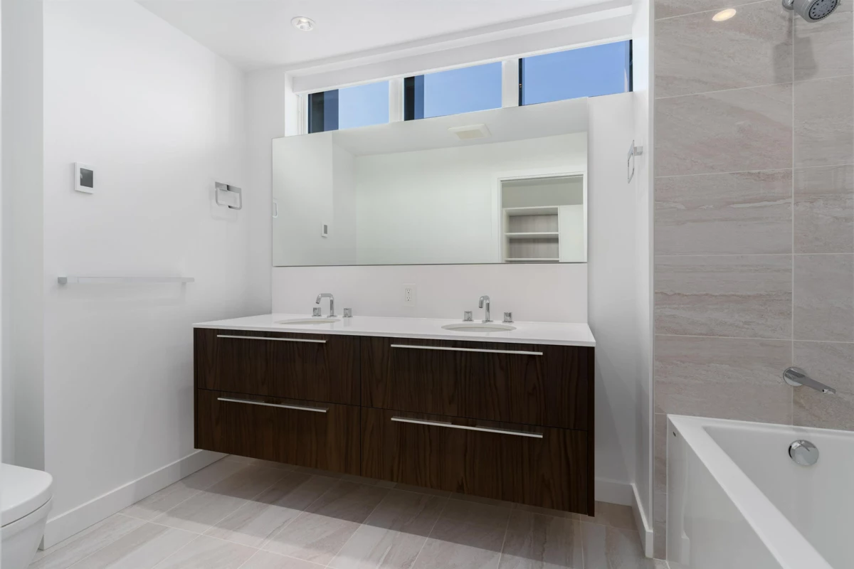 Powder Room Photo of 1205 6622 Pearson Way, Richmond, BC