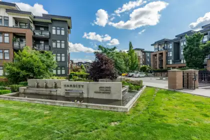 403 20068 Fraser Highway, Langley, BC, Langley — Apartment/Condo for sale
