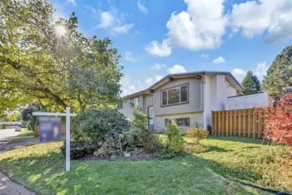 8775 Vicars Street, Chilliwack, BC, Chilliwack — Single Family Residence for sale