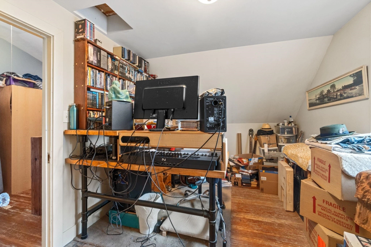 Bedroom 2 Photo of 247 Wood Street, New Westminster, BC