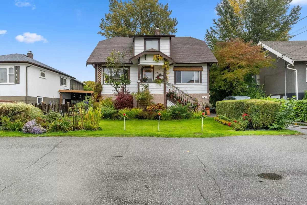Dining Area Photo of 247 Wood Street, New Westminster, BC