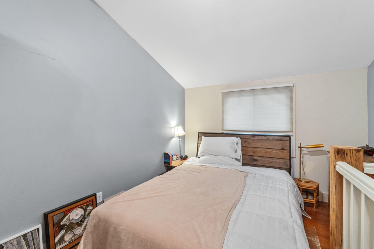 Walk-In Closet Photo of 247 Wood Street, New Westminster, BC