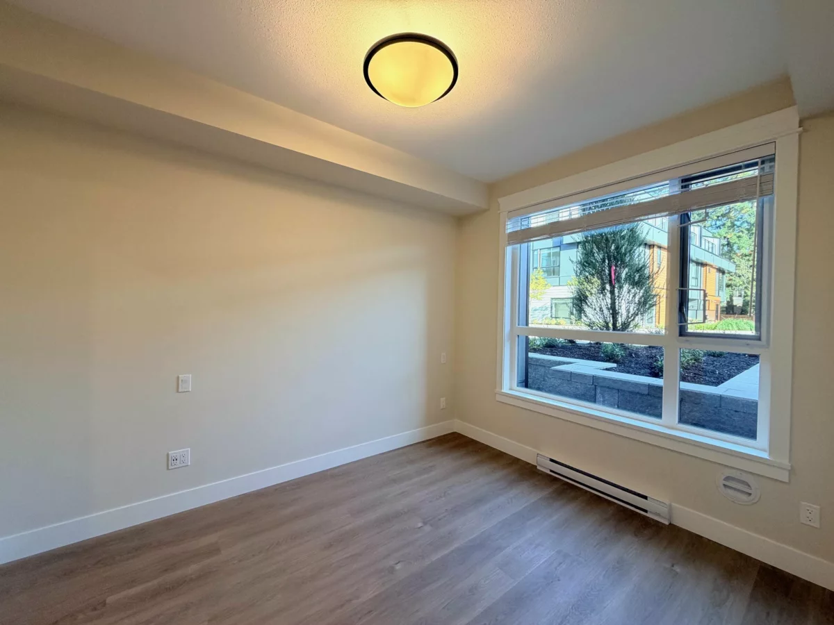 Kitchen Island Photo of 101 20926 83 Avenue, Langley, BC