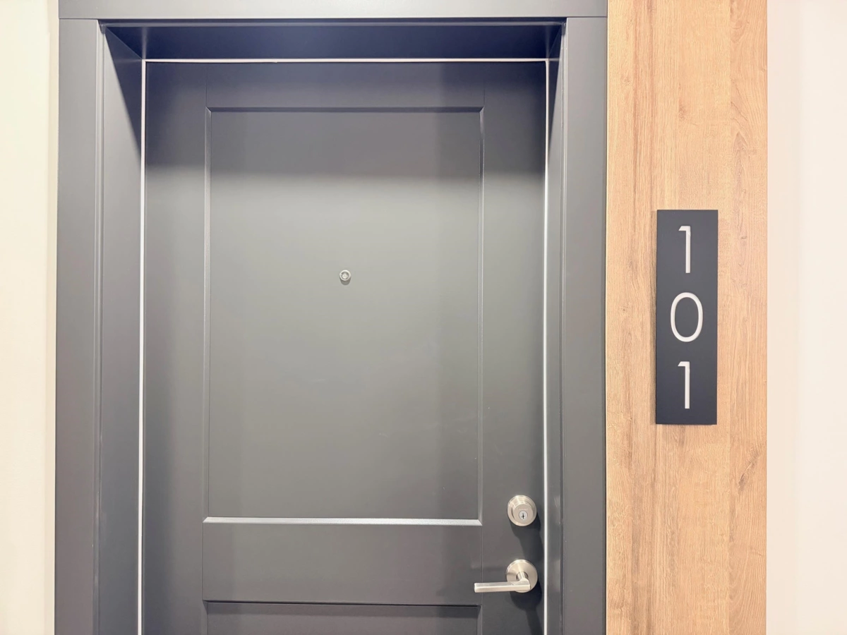 Living Room Photo of 101 20926 83 Avenue, Langley, BC