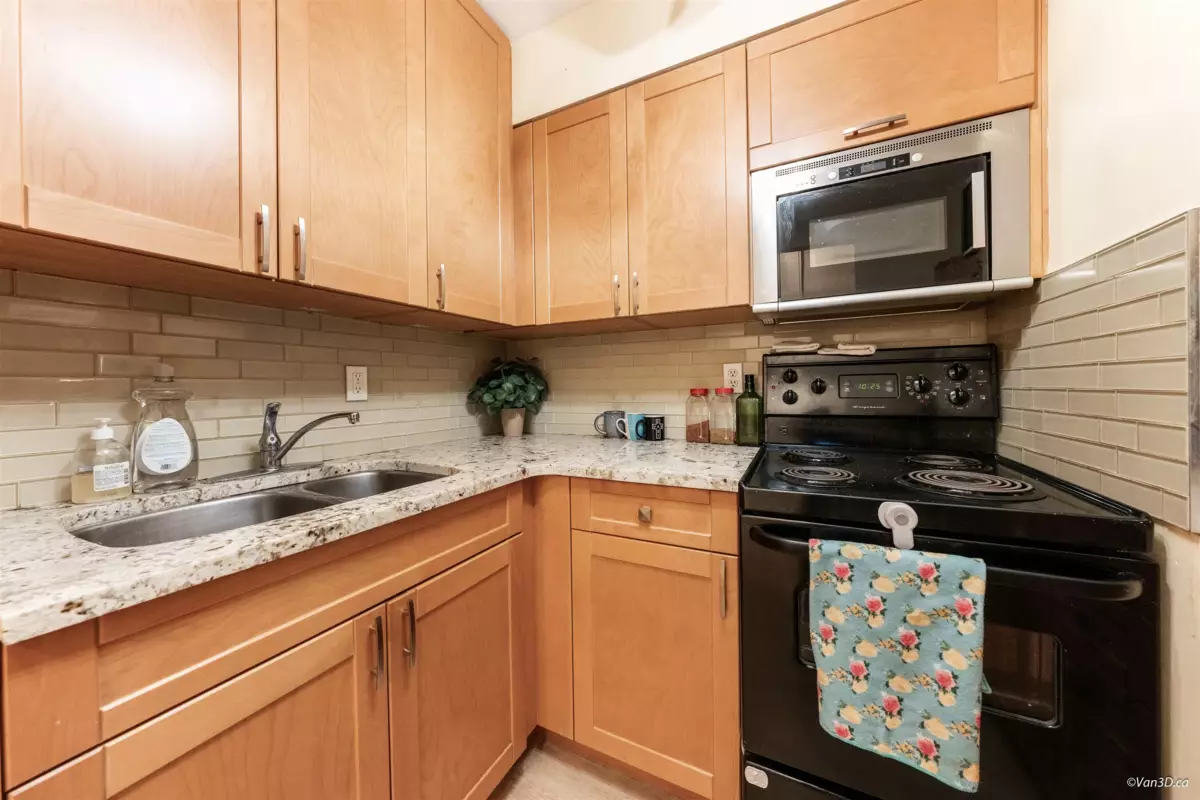 Family Room Photo of 210 1545 E 2nd Avenue, Vancouver, BC