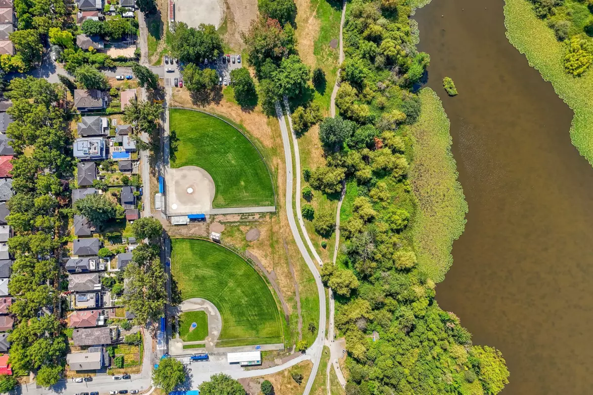 Family Room Photo of 3195 Garden Drive, Vancouver, BC
