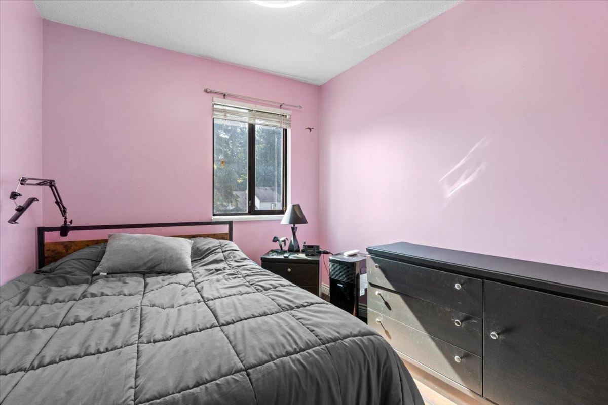 Office / Den Photo of 14 6609 138 Street, Surrey, BC