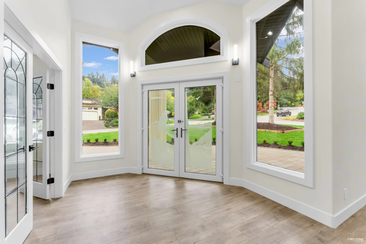 Dining Area Photo of 14099 28a Avenue, Surrey, BC
