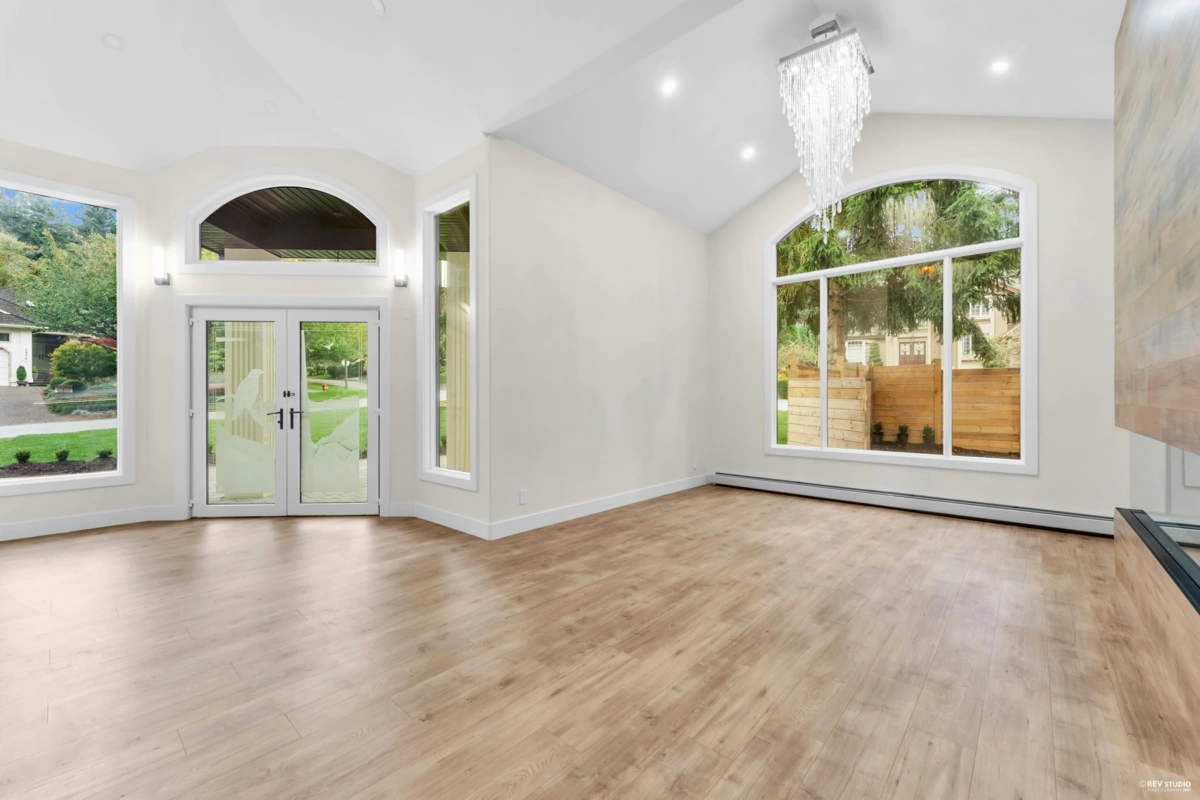 Family Room Photo of 14099 28a Avenue, Surrey, BC