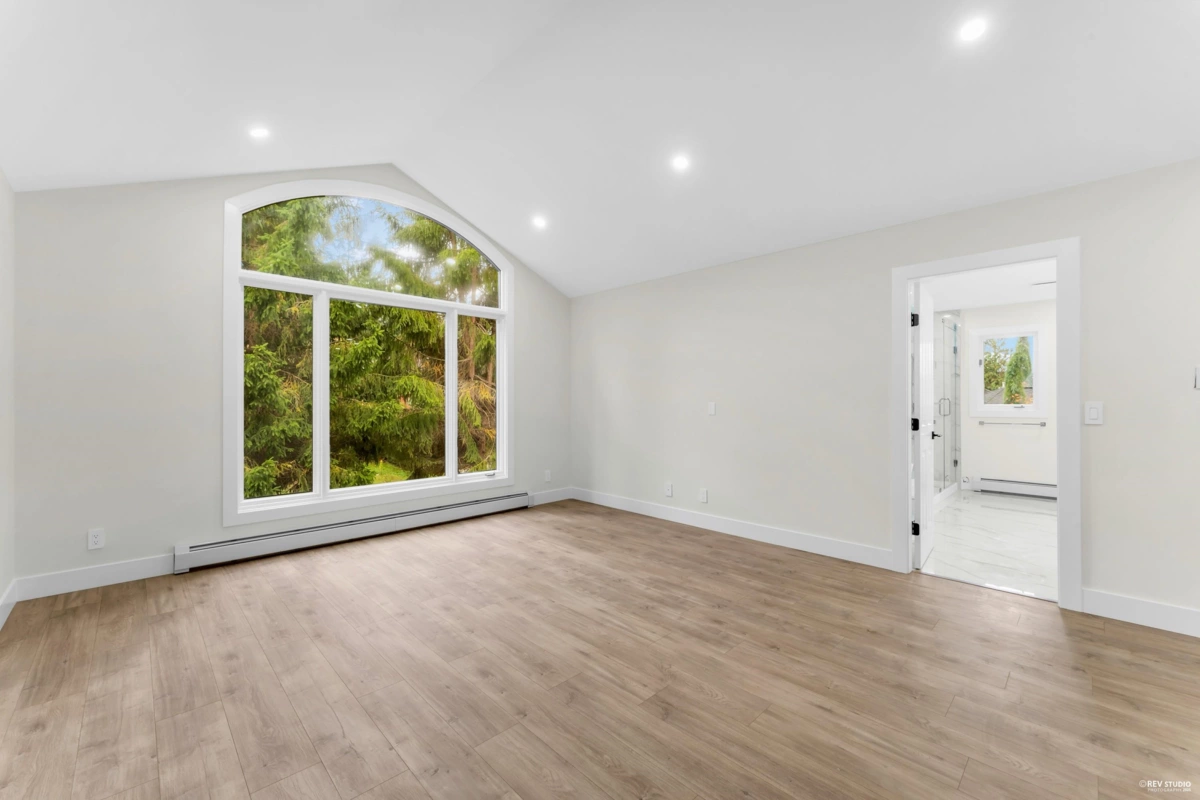 Garden / Landscaping Photo of 14099 28a Avenue, Surrey, BC