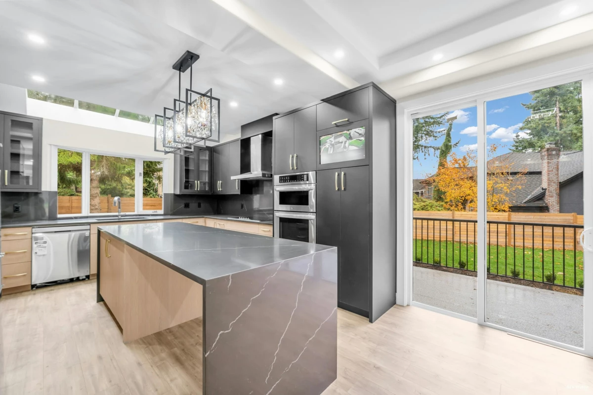 Loft / Bonus Room Photo of 14099 28a Avenue, Surrey, BC