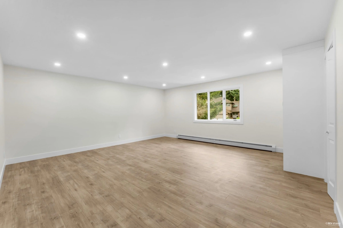 Outdoor Deck Photo of 14099 28a Avenue, Surrey, BC