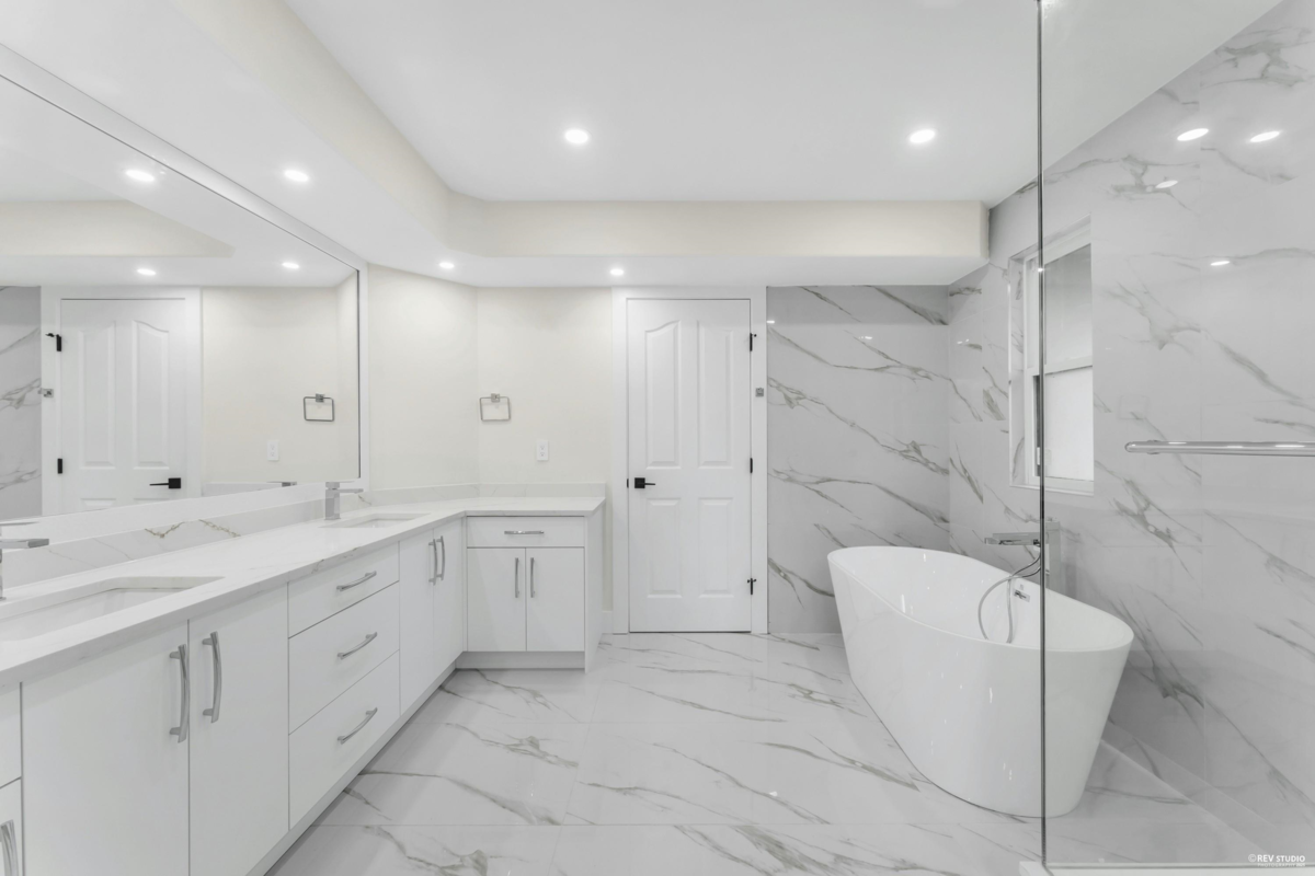 Outdoor Kitchen Photo of 14099 28a Avenue, Surrey, BC