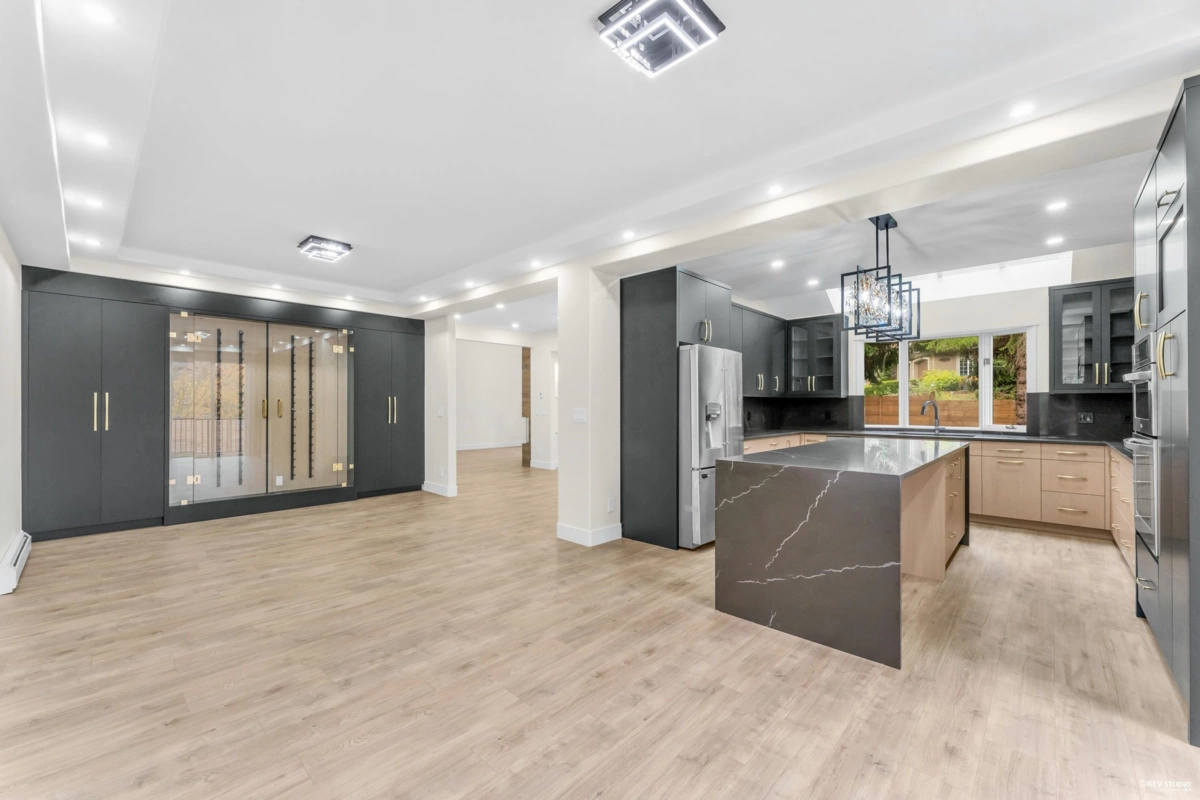 Powder Room Photo of 14099 28a Avenue, Surrey, BC