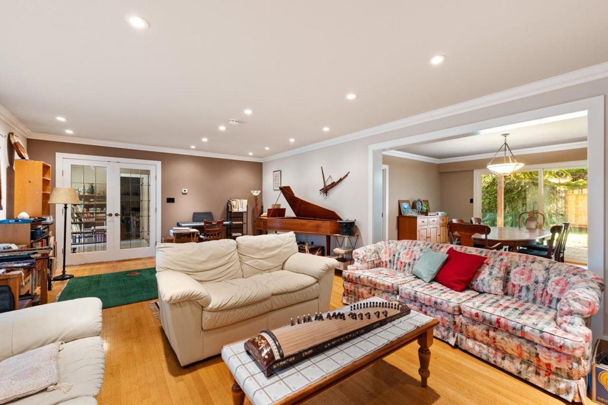 Living Room Photo of 5 Semana Crescent, Vancouver, BC