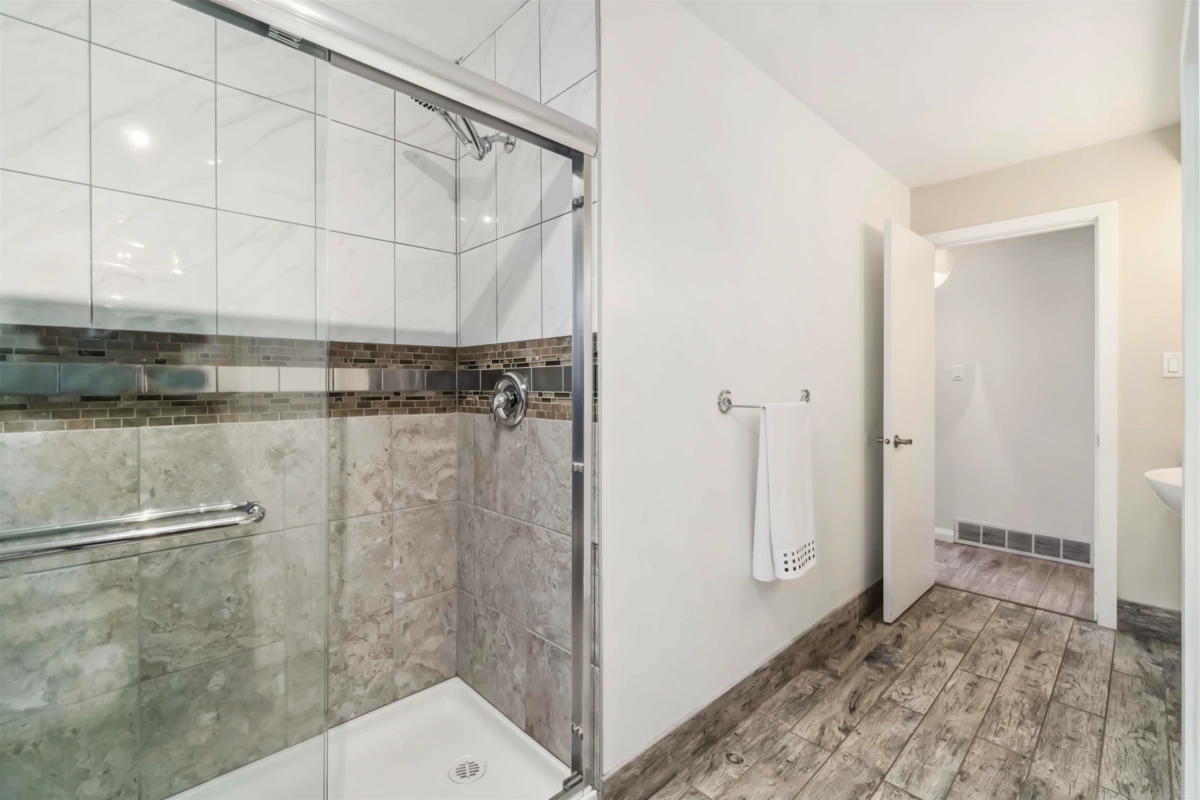 Garden / Landscaping Photo of 4133 Tytahun Crescent, Vancouver, BC