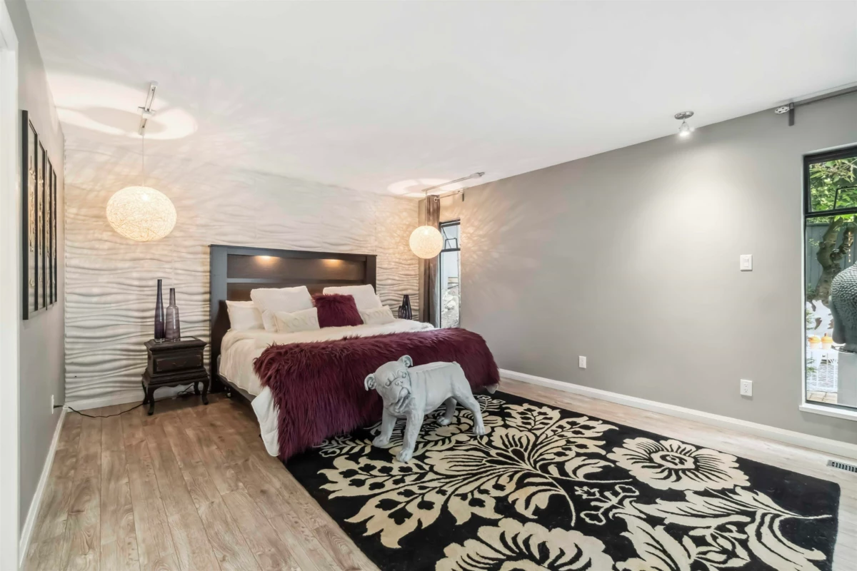 Laundry Room Photo of 4133 Tytahun Crescent, Vancouver, BC