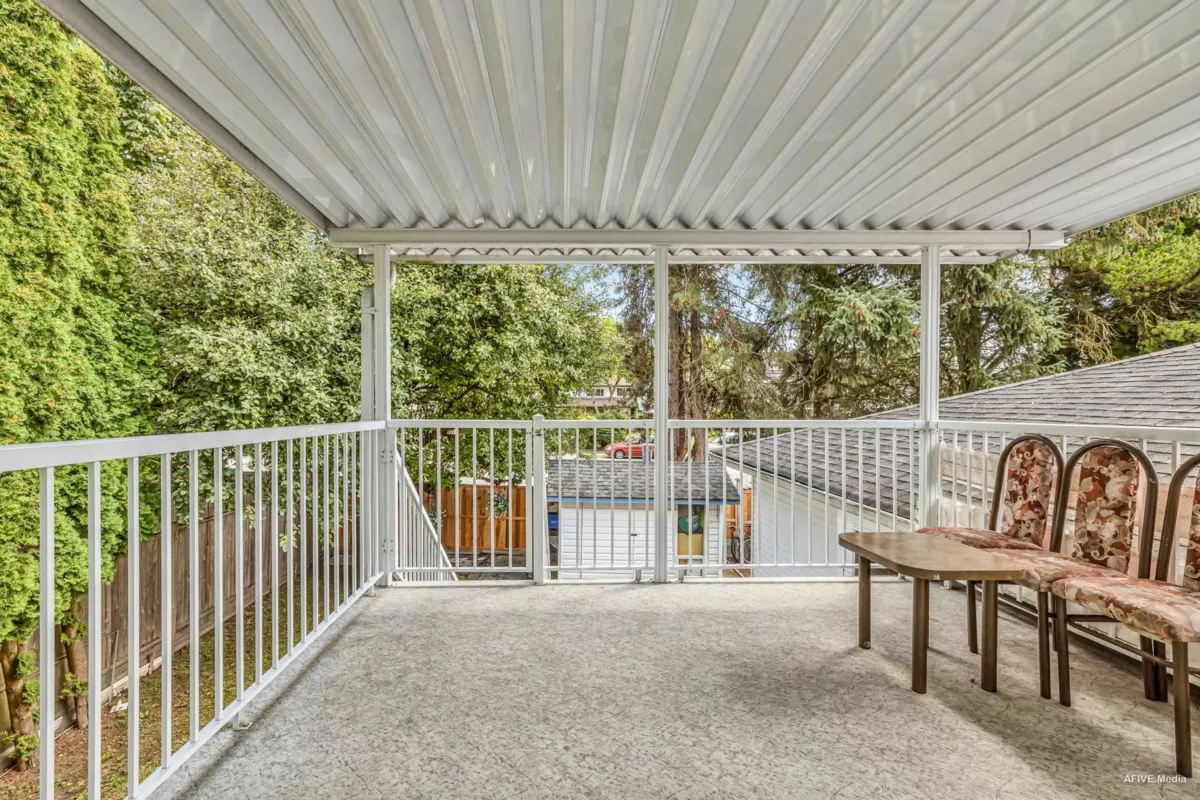 Backyard Photo of 9087 144 Street, Surrey, BC