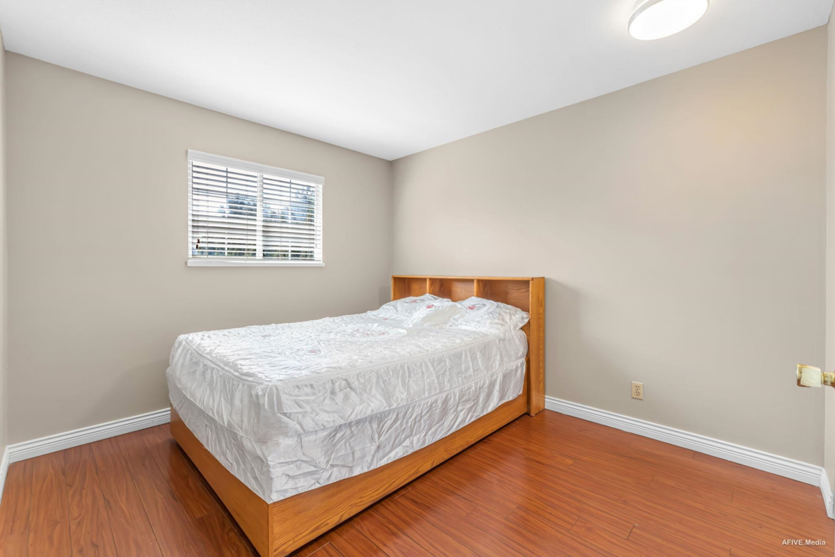 Basement Recreation Room Photo of 9087 144 Street, Surrey, BC