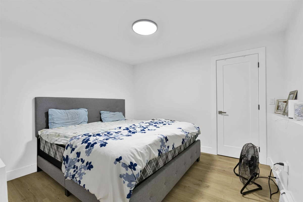 Fitness Center Photo Near 12927 115a Avenue, Surrey, BC