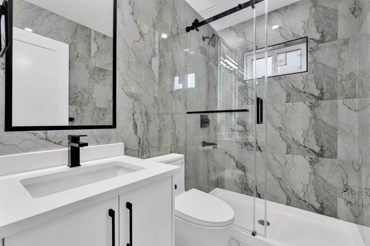 Staircase Photo of 12927 115a Avenue, Surrey, BC