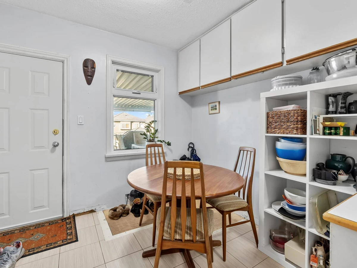 Mudroom Photo of 4833 Henry Street, Vancouver, BC