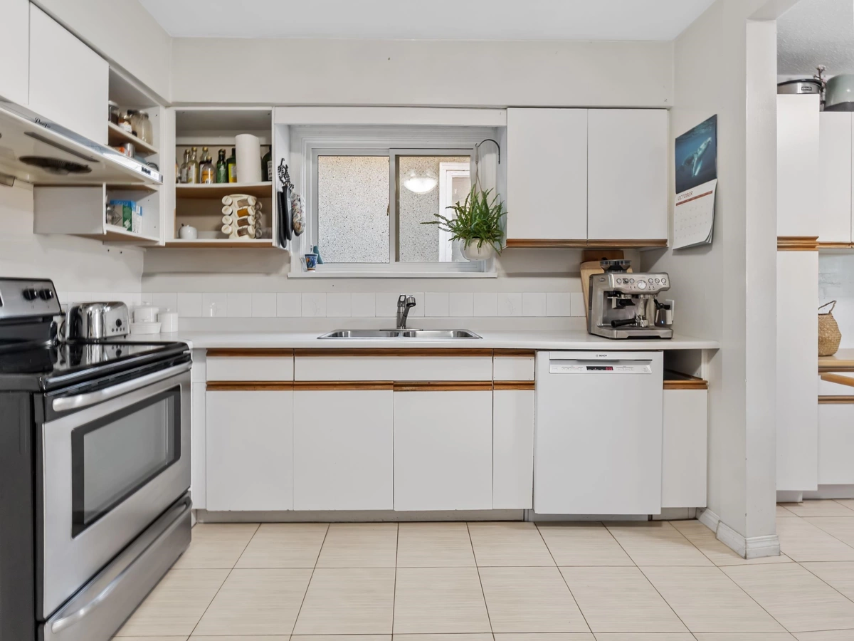 Powder Room Photo of 4833 Henry Street, Vancouver, BC