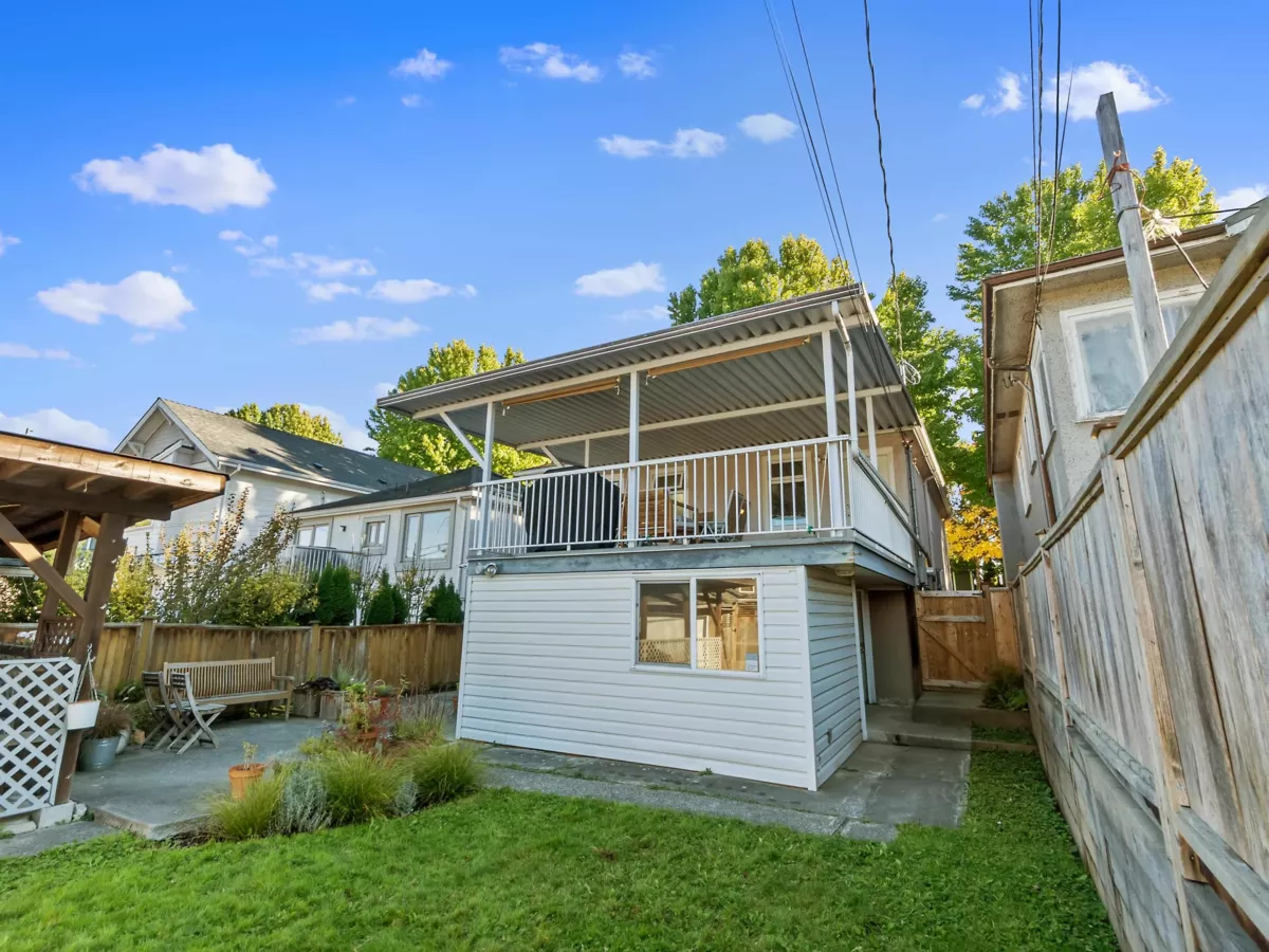 Swimming Pool Photo of 4833 Henry Street, Vancouver, BC