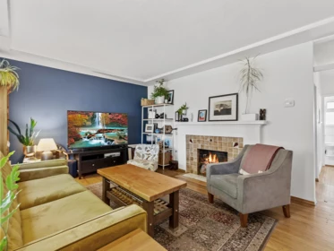 4833 Henry Street, Vancouver, BC, Vancouver — Single Family Residence for sale