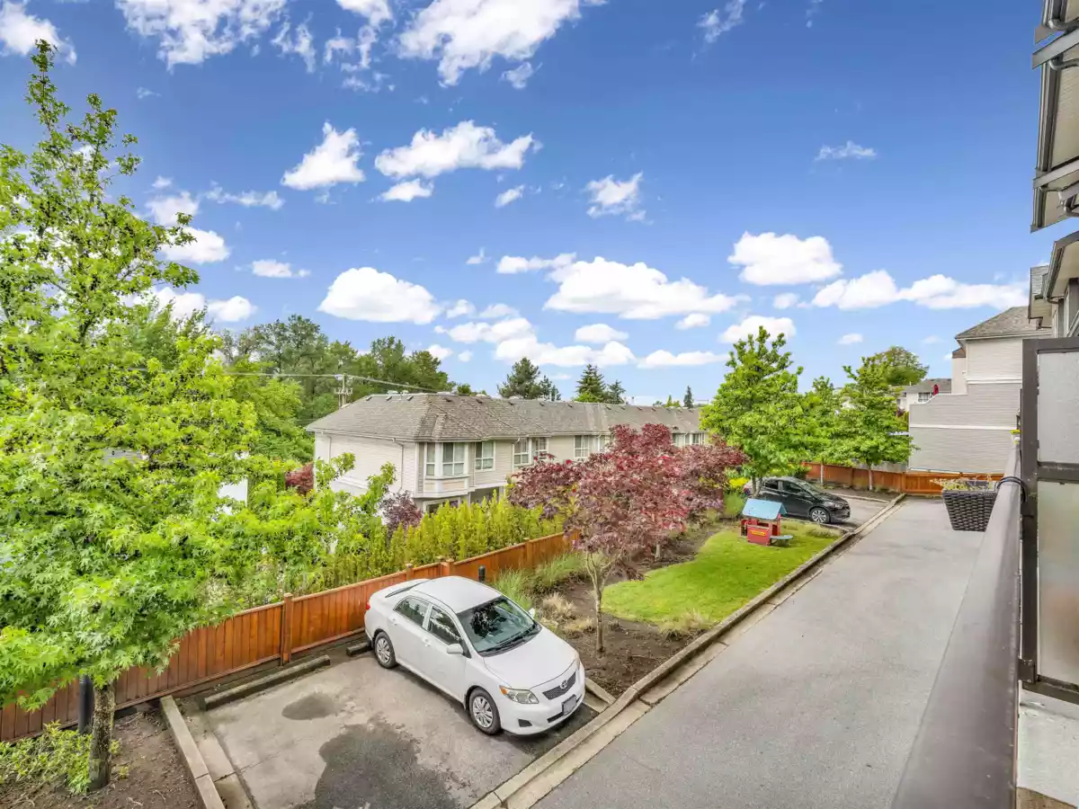 Laundry Room Photo of 103 1418 Cartier Avenue, Coquitlam, BC