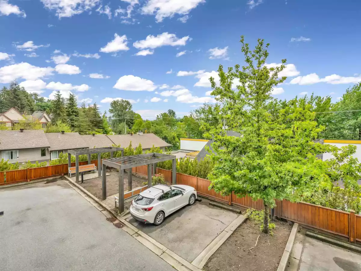 Staircase Photo of 103 1418 Cartier Avenue, Coquitlam, BC