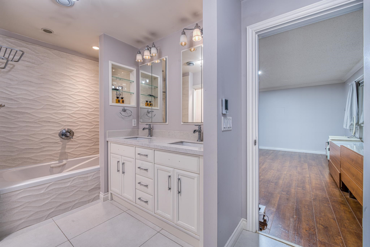 Basement Recreation Room Photo of 5660 Stefanko Place, Richmond, BC