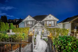 559 E 4th Street, North Vancouver, BC