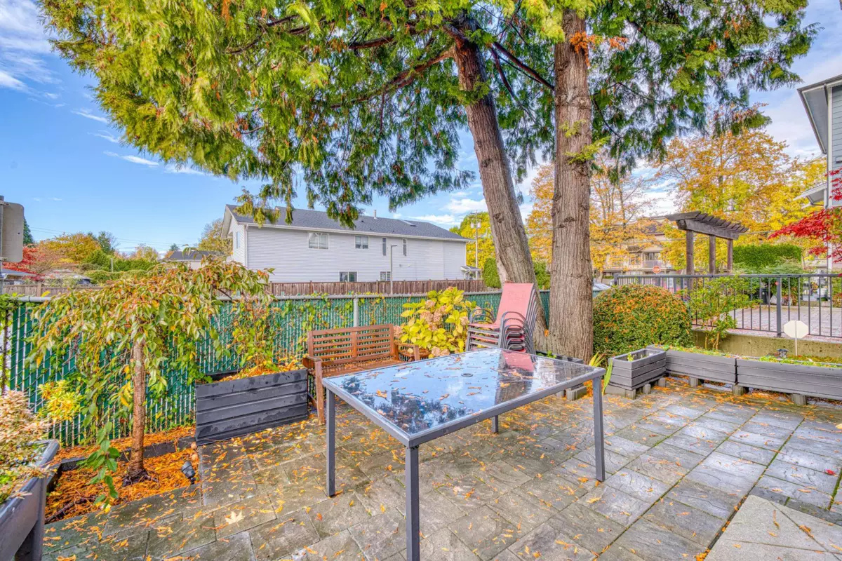 Dining Area Photo of 4 9580 Alberta Road, Richmond, BC