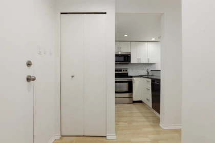 Bedroom 2 Photo of 220 1500 Pendrell Street, Vancouver, BC
